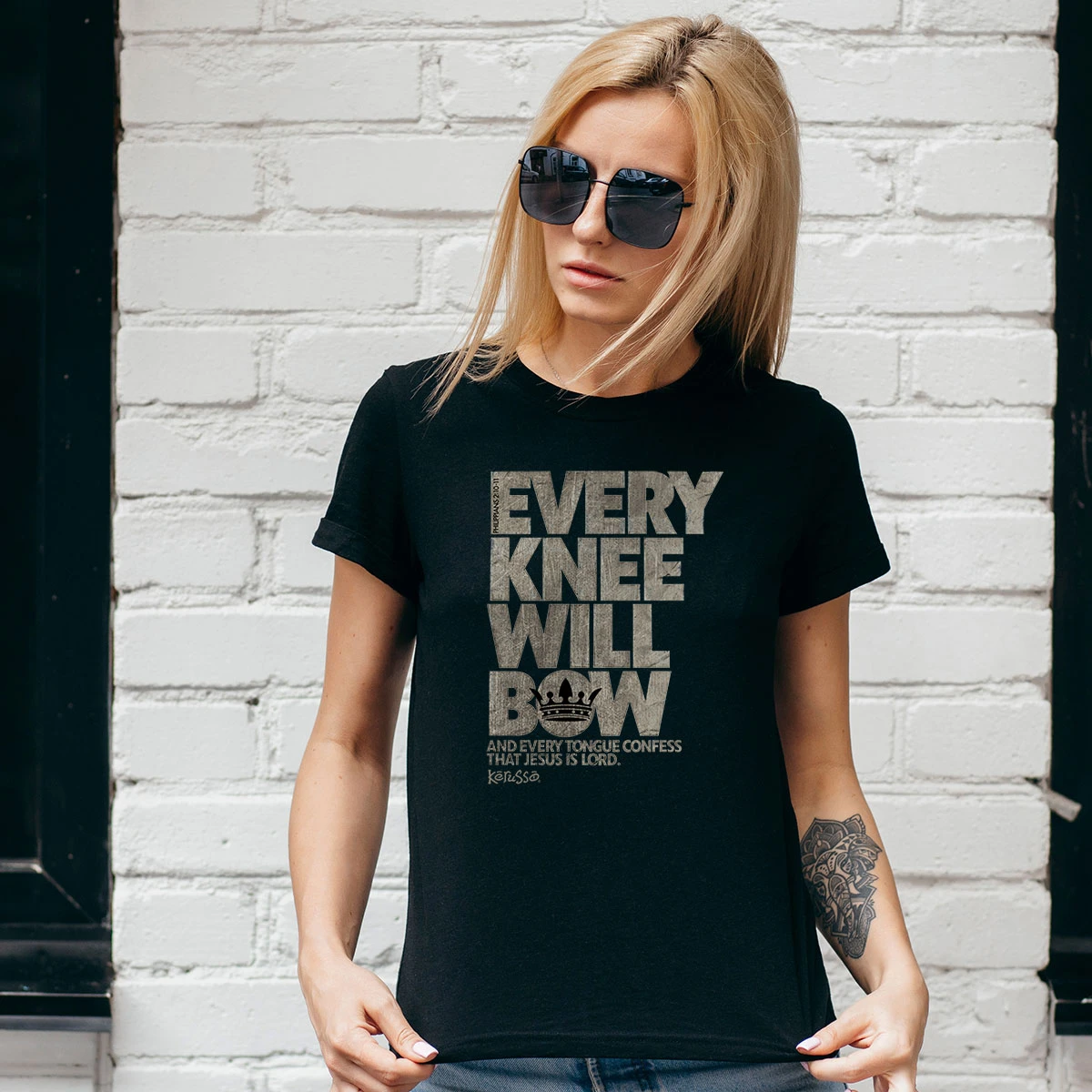Every knee will bow – Kerusso® T-Shirt