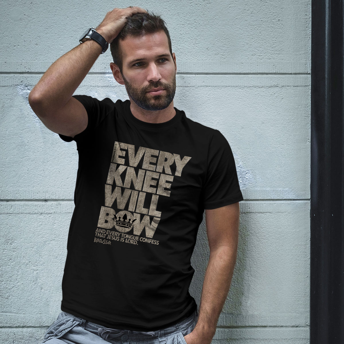 Every knee will bow – Kerusso® T-Shirt