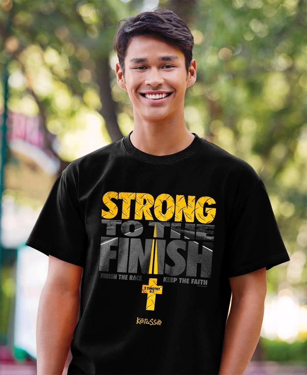 Strong to the finish – Kerusso® T-Shirt – Model